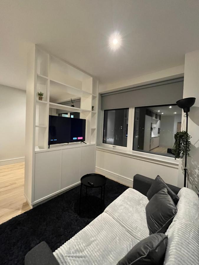 Aeropartment & Aerotel, London Heathrow Airport, Terminal 4, Ev Stations & Cheap Parking On Site! 히드로 외부 사진